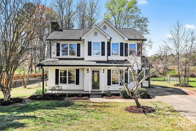 577 Tryon Pl, Gastonia, NC 28054