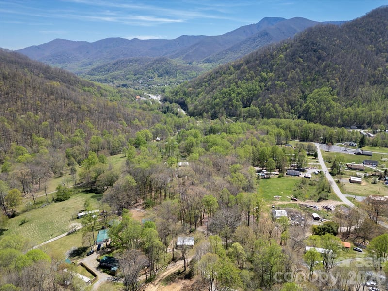 16 Standing Rock Rg, Maggie Valley, NC 28751