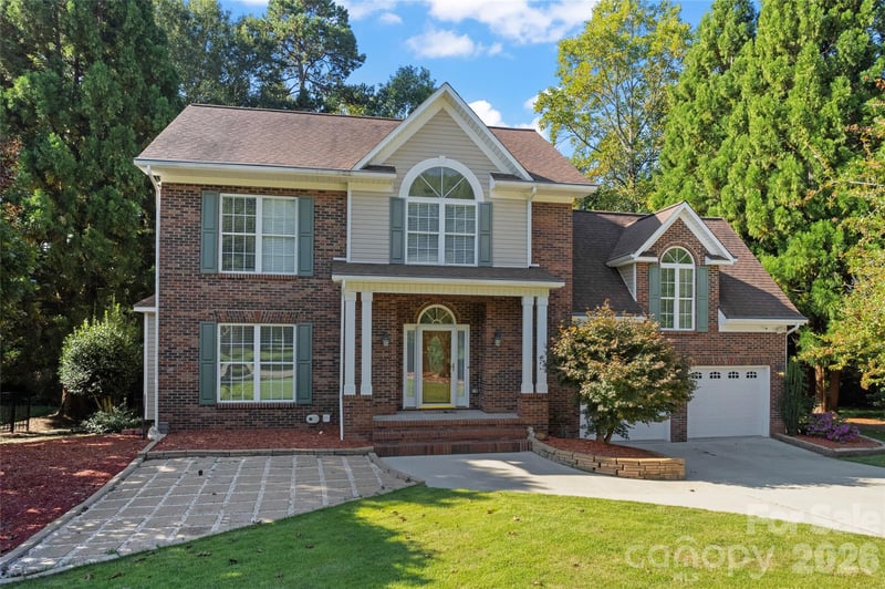 220 35th Ave, Hickory, NC 28601