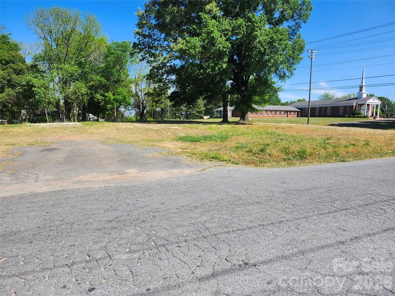201 Phifer St, Monroe, NC 28110