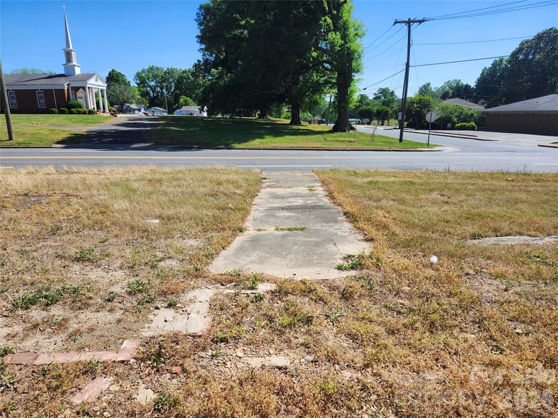 201 Phifer St, Monroe, NC 28110