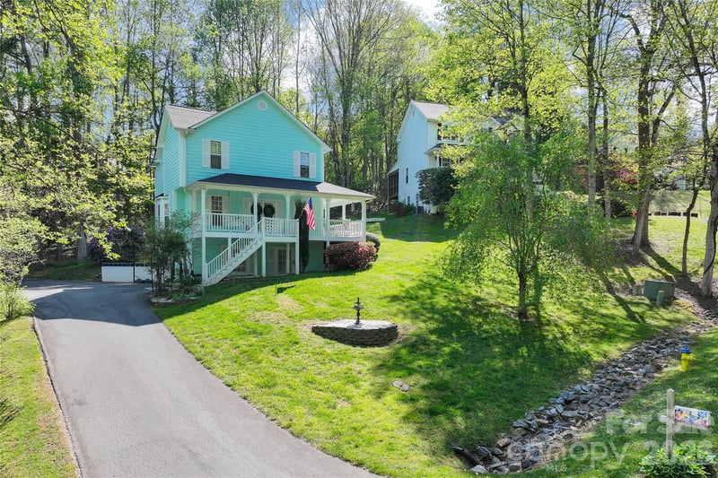 119 Friendly Ln, Asheville, NC 28806