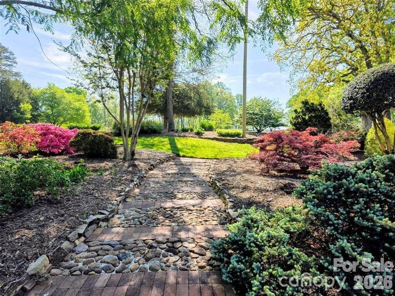 3485 Bridgeford Ln, Newton, NC 28658