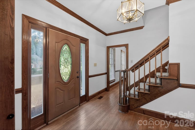 8149 Shannon Woods Ln, Matthews, NC 28104