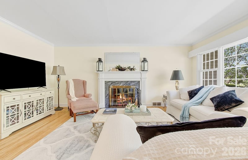 41 Arthur Rd, Asheville, NC 28806