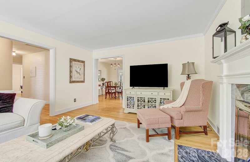 41 Arthur Rd, Asheville, NC 28806