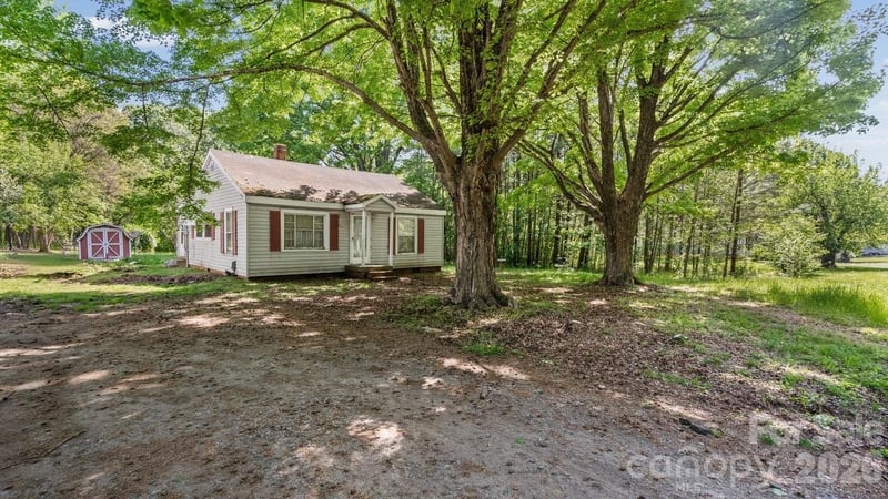 515 Torbush Dr, Salisbury, NC 28144