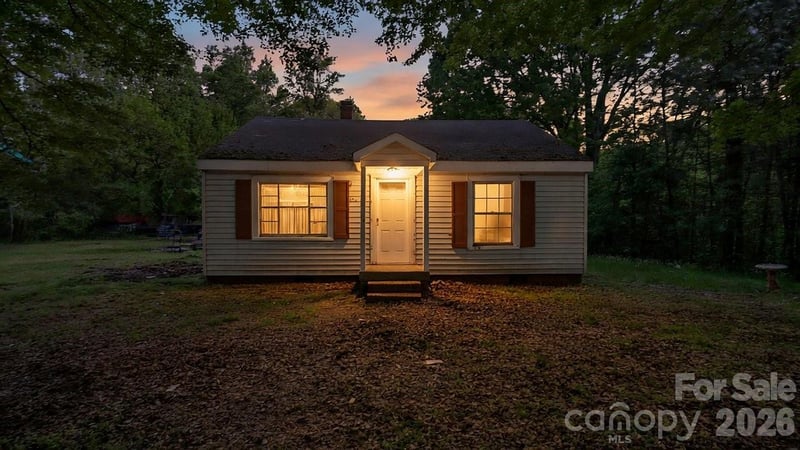 515 Torbush Dr, Salisbury, NC 28144