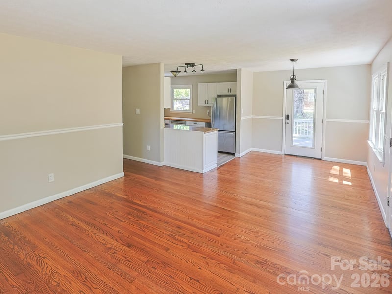 40 Oakley Rd, Asheville, NC 28803