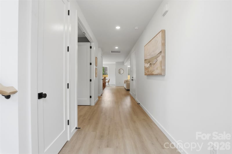 2822 Dogwood Ave, Charlotte, NC 28206