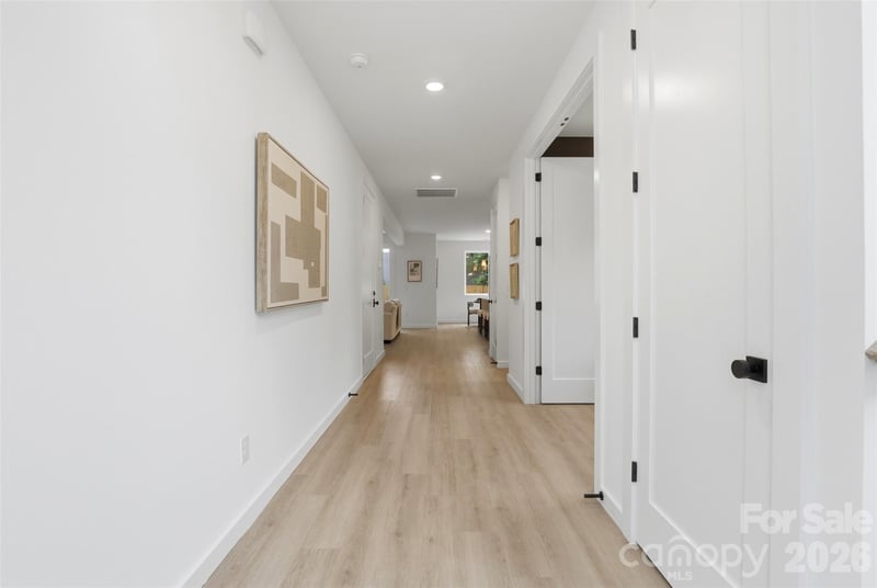 2818 Dogwood Ave, Charlotte, NC 28206
