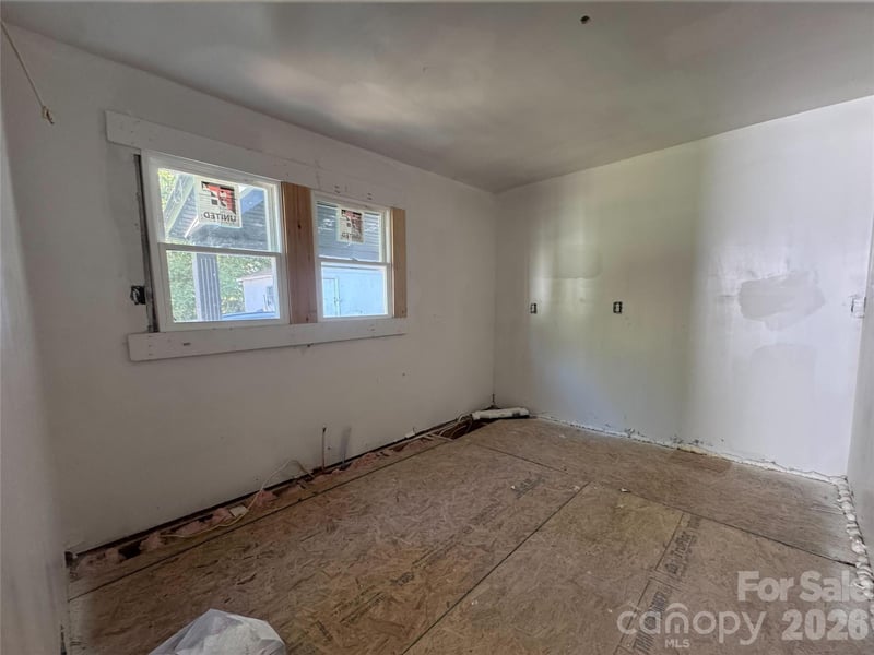 307 Ervin Dr, Cherryville, NC 28021