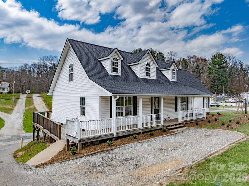 396 New Leicester Hw, Asheville, NC 28806