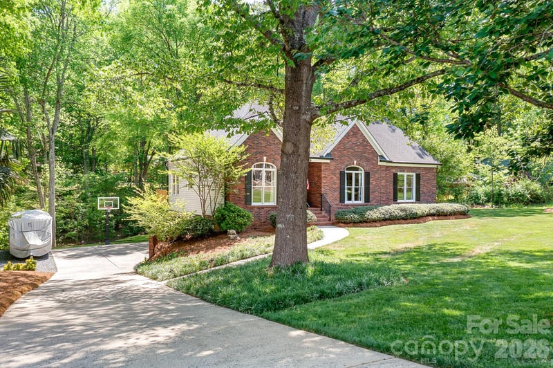 199 Buckingham Place Rd, Mooresville, NC 28115