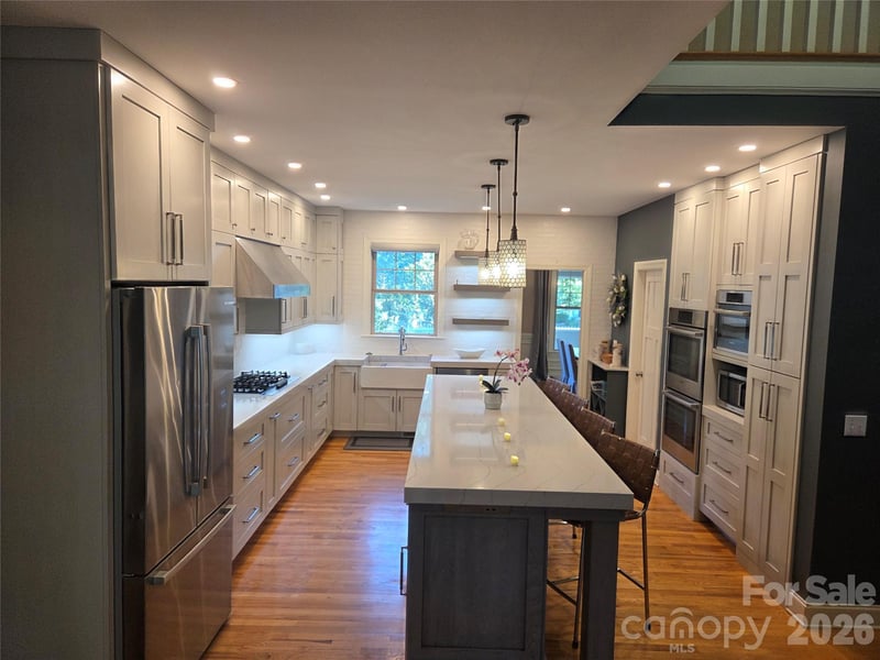 1066 Columbine Rd, Asheville, NC 28803