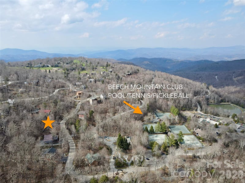 218 Lake Rd, Beech Mountain, NC 28604