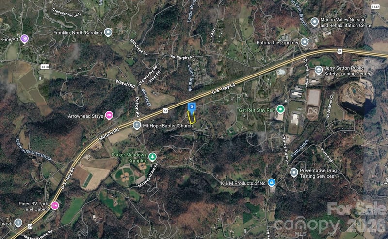 420 Benjamin Dr, Franklin, NC 28734