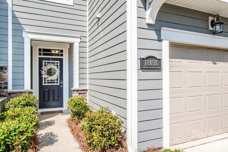 18036 Pear Hawthorne Dr, Huntersville, NC 28078
