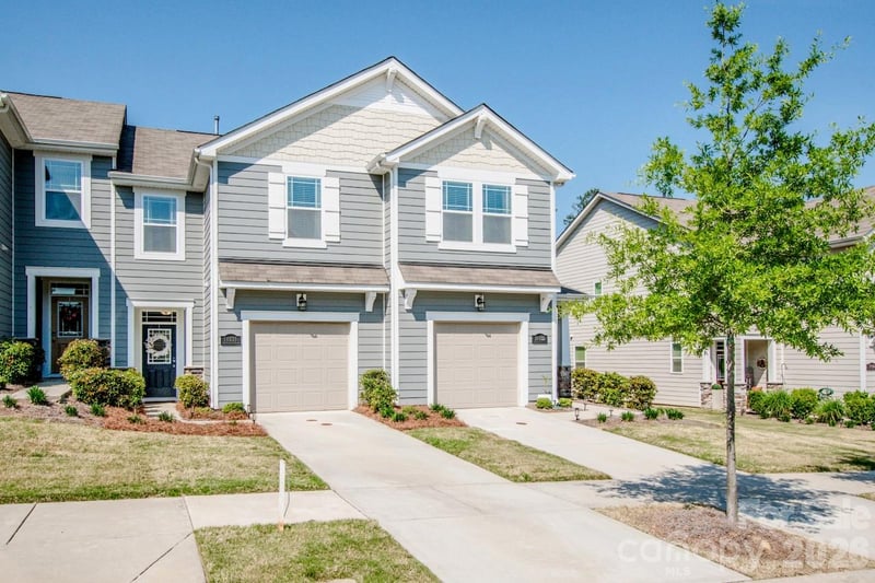18036 Pear Hawthorne Dr, Huntersville, NC 28078