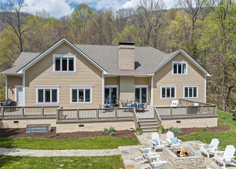 194 Catawba Ln, Waynesville, NC 28786