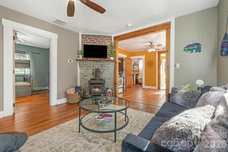 144 Clingman Ave, Asheville, NC 28801