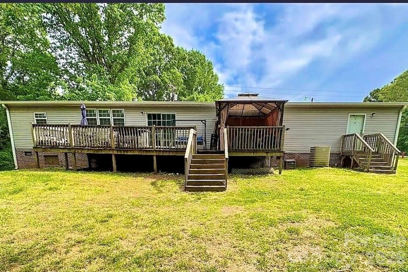 718 Virginia Ave, Bessemer City, NC 28016