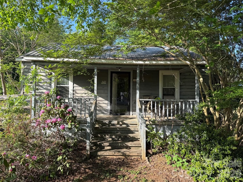 141 Walker Rd, Morganton, NC 28655
