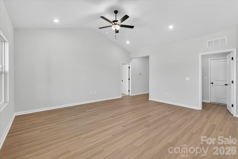 3615 Clover Valley Dr, Gastonia, NC 28052