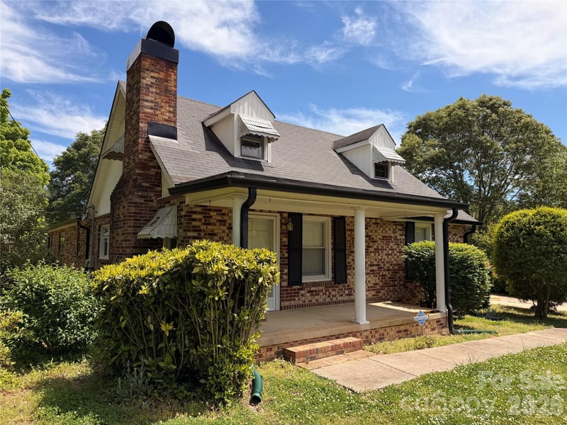 213 Stowe Rd, Gastonia, NC 28056