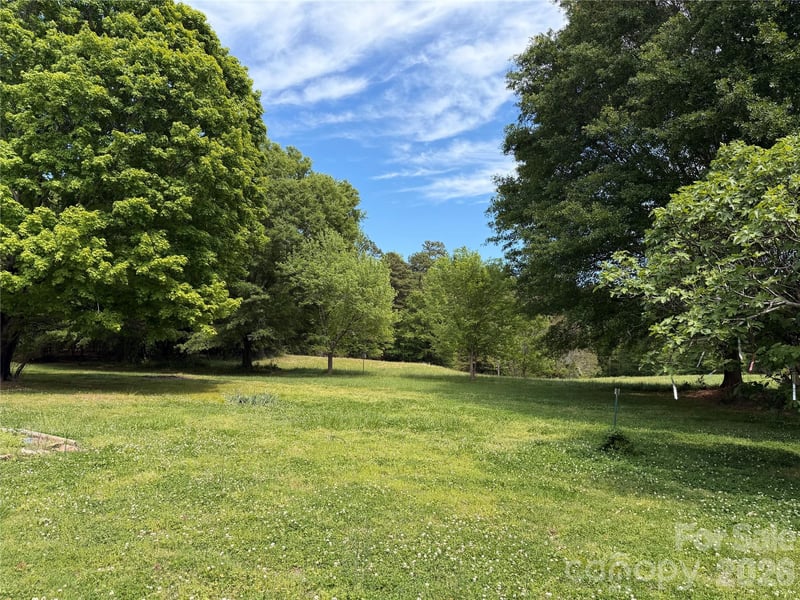 213 Stowe Rd, Gastonia, NC 28056