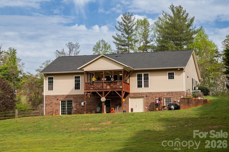 611 Briar Creek Dr #36, North Wilkesboro, NC 28659