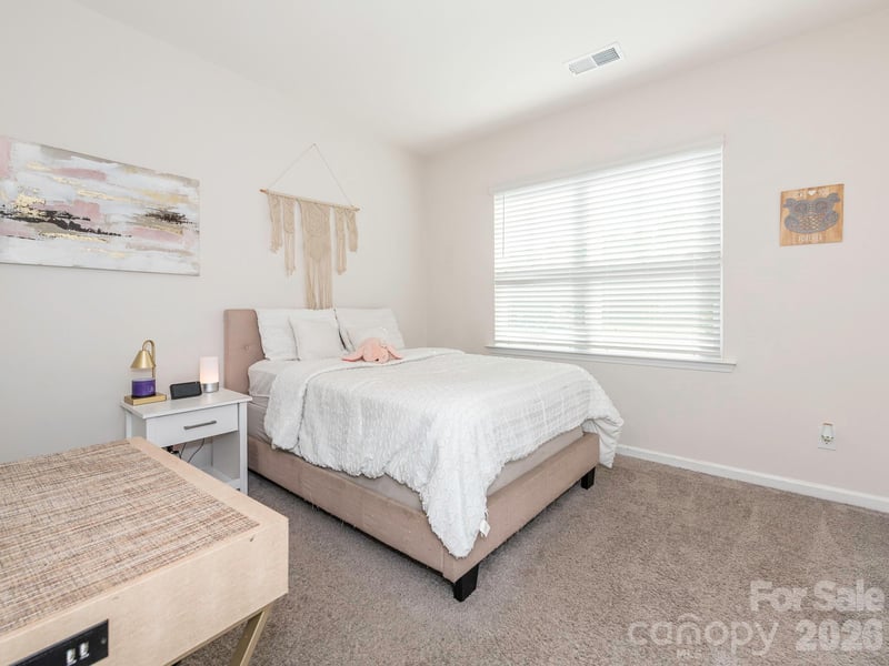 3649 Azalea Ridge Dr, Mount Holly, NC 28120