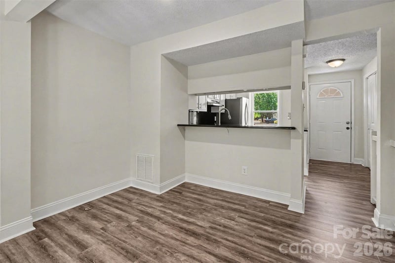 7609 Holly Grove Ct, Charlotte, NC 28227