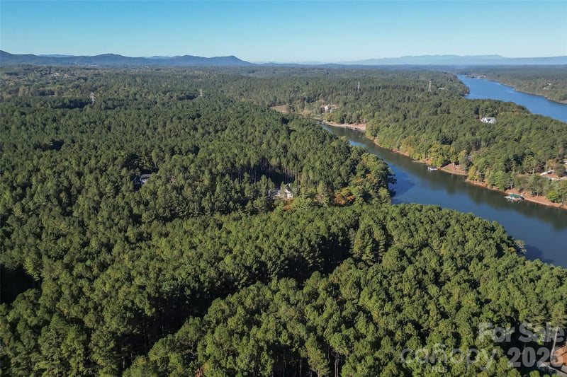 2049 Compass Ct, Connelly Springs, NC 28612