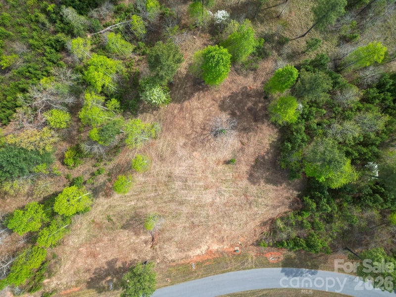 1997 Lake Vista Dr, Valdese, NC 28690