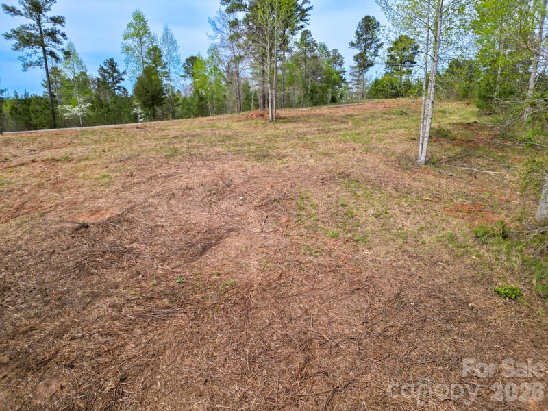 1997 Lake Vista Dr, Valdese, NC 28690