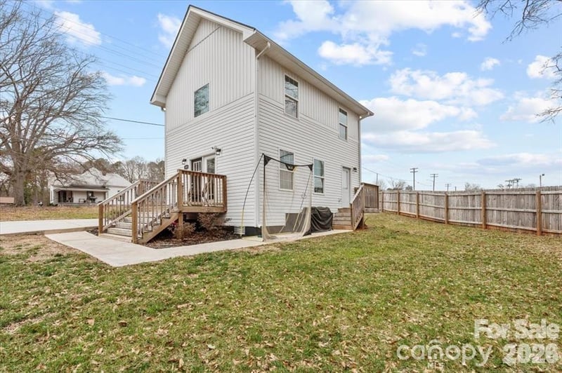 305 Wingate Ct, Shelby, NC 28152