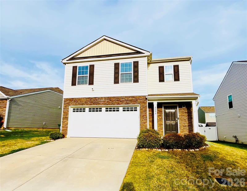 3044 Winesap Dr, Dallas, NC 28034
