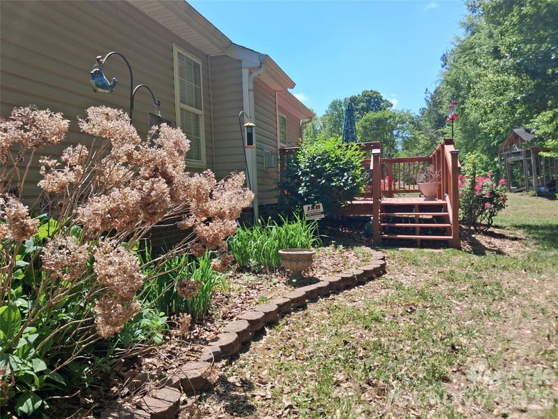 207 Woodlynn Dr, Charlotte, NC 28214