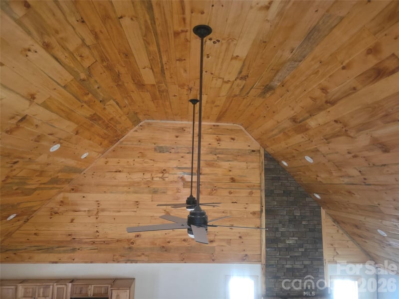 111 Little John Ln, Lexington, NC 27292