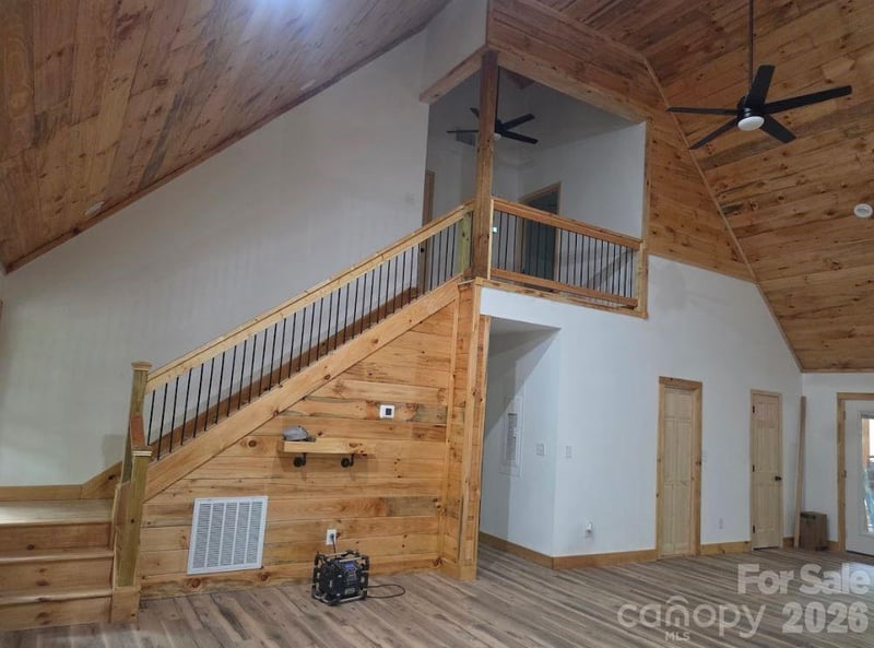 111 Little John Ln, Lexington, NC 27292