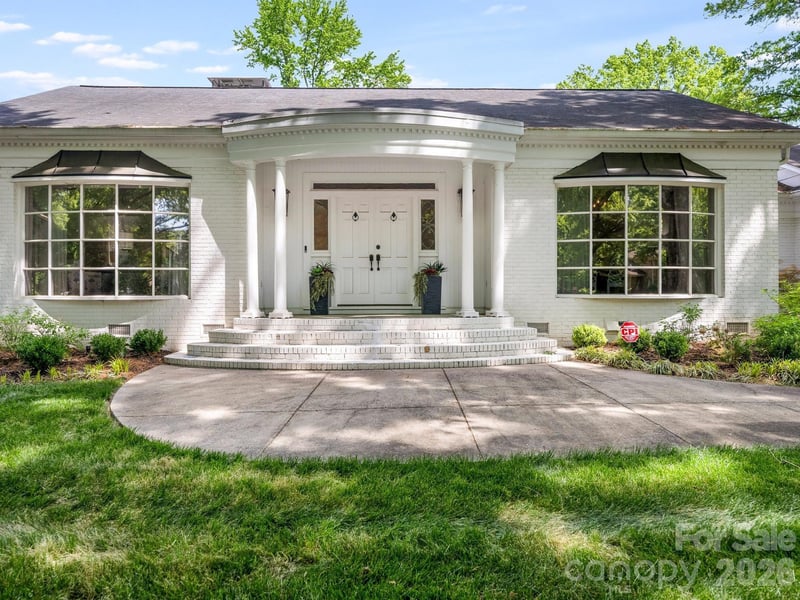 2738 Beverwyck Rd, Charlotte, NC 28211