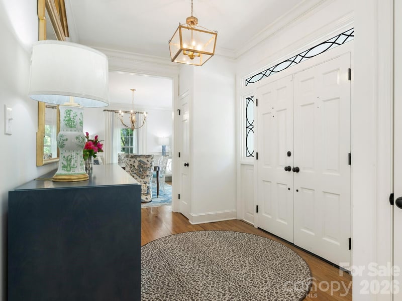 2738 Beverwyck Rd, Charlotte, NC 28211