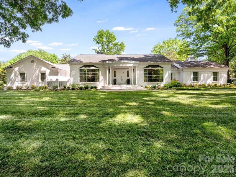 2738 Beverwyck Rd, Charlotte, NC 28211