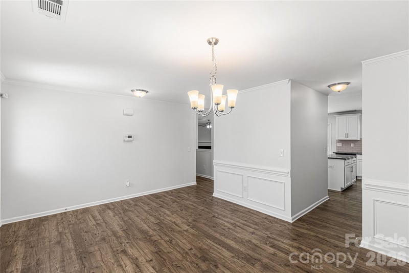 10215 Bradstreet Commons Way, Charlotte, NC 28215