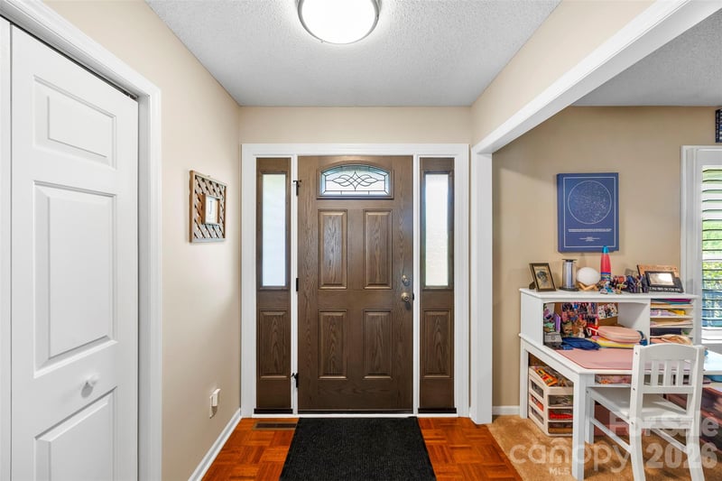 114 Cross Creek Dr, Cherryville, NC 28021