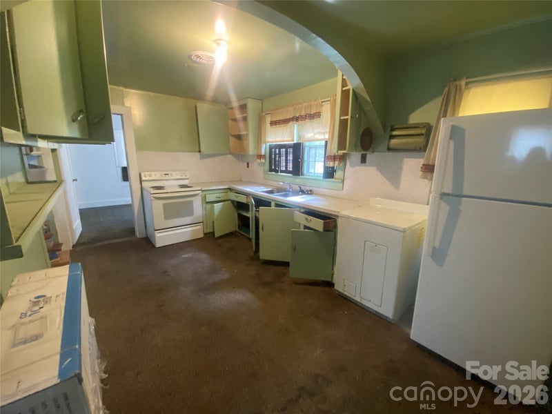 901 Indiana St, Kannapolis, NC 28083