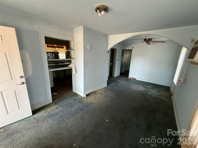 901 Indiana St, Kannapolis, NC 28083