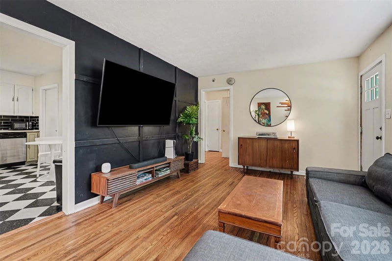 3942 Glenville Ave, Charlotte, NC 28215