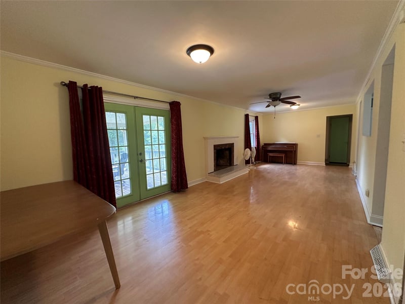 9716 Sunway Dr, Mint Hill, NC 28227